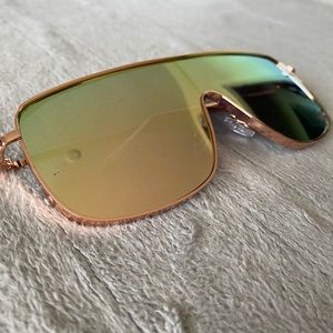 LOWEST PRICE !! FASHION NOVA SUNGALSSES